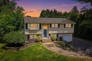 11 Hillside Dr, Clinton, NJ 08809 - Photo 1