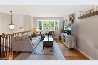 11 Hillside Dr, Clinton, NJ 08809 - Photo 8