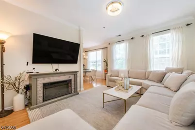 17 Conover Ter, Lebanon, NJ 08833 - Photo 2