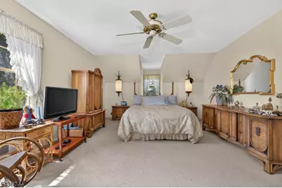 11 Doe Run, Franklin Township, NJ 08867 - Photo 18