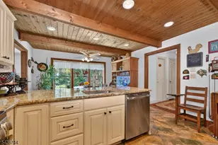 11 Doe Run, Franklin Township, NJ 08867 - Photo 8