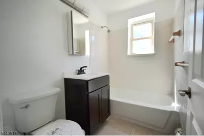 58 Underwood St #B7, Newark, NJ 07106 - Photo 4