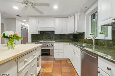 4 Edward Shippen Ln, Morris Township, NJ 07960 - Photo 10
