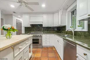 4 Edward Shippen Ln, Morris Township, NJ 07960 - Photo 10
