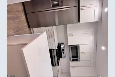 72 Chestnut St, Montclair, NJ 07042 - Photo 8