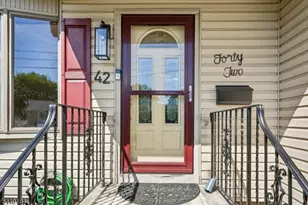 42 Daka Ct, Bloomfield, NJ 07003 - Photo 4