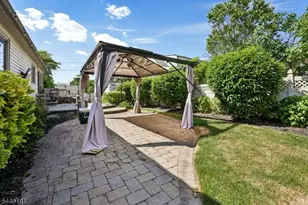 42 Daka Ct, Bloomfield, NJ 07003 - Photo 38