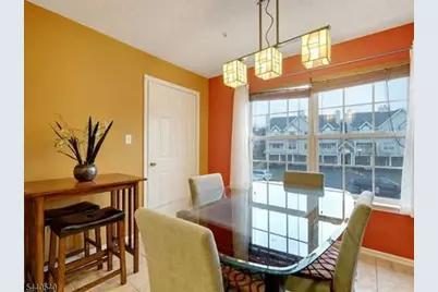 31 Edinburgh Ct, Edison, NJ 08820 - Photo 12