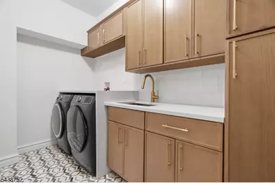 207 Union St, Montclair, NJ 07042 - Photo 34
