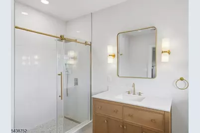207 Union St, Montclair, NJ 07042 - Photo 38