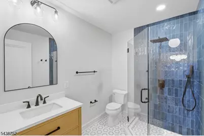 207 Union St, Montclair, NJ 07042 - Photo 36
