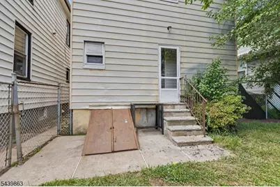738 Edgar Rd, Elizabeth, NJ 07202 - Photo 20