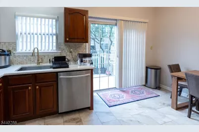 248 Warren St, Newark, NJ 07103 - Photo 10