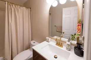 248 Warren St, Newark, NJ 07103 - Photo 16