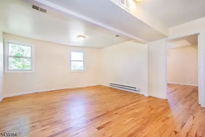 527 13th Ave #3, Newark, NJ 07103 - Photo 2