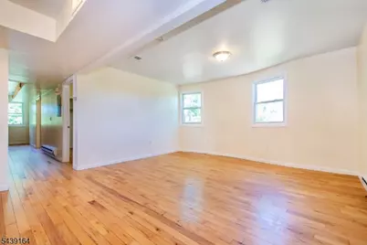 527 13th Ave #3, Newark, NJ 07103 - Photo 1