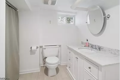 35 N Summit Ave, Chatham, NJ 07928 - Photo 22