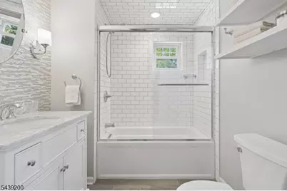 35 N Summit Ave, Chatham, NJ 07928 - Photo 16