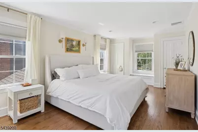 35 N Summit Ave, Chatham, NJ 07928 - Photo 14