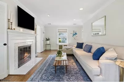 35 N Summit Ave, Chatham, NJ 07928 - Photo 6