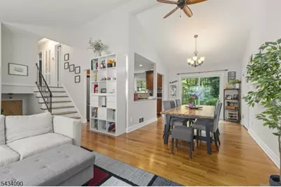 28 Ethan Dr, New Providence, NJ 07974 - Photo 10