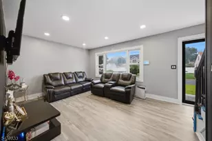 156 Baker Ave, South Plainfield, NJ 07080 - Photo 6