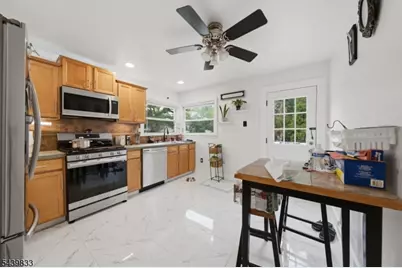156 Baker Ave, South Plainfield, NJ 07080 - Photo 8