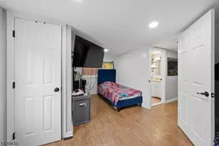 156 Baker Ave, South Plainfield, NJ 07080 - Photo 14