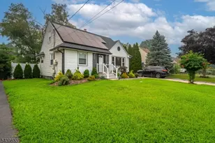 156 Baker Ave, South Plainfield, NJ 07080 - Photo 4