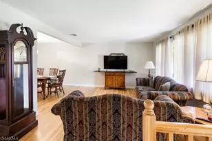 111 Shadowlawn Way, Cranford Township, NJ 07016 - Photo 8