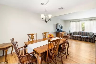 111 Shadowlawn Way, Cranford Township, NJ 07016 - Photo 12