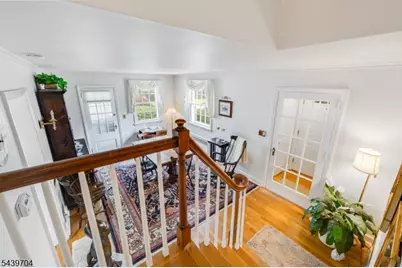31 Briant Pkwy, Summit, NJ 07901 - Photo 2