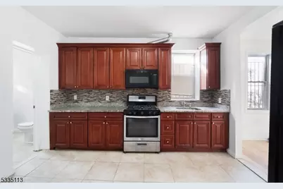 30 Grace St, Irvington, NJ 07111 - Photo 2