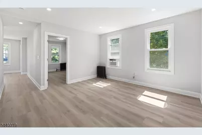534 Morris St, Orange, NJ 07050 - Photo 18