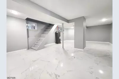 102 Washington Ave, Irvington, NJ 07111 - Photo 14