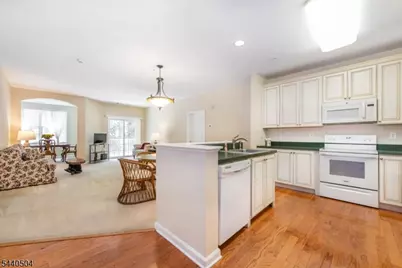 67 Ridgeview Ln, Mount Arlington, NJ 07856 - Photo 2