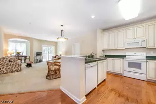 67 Ridgeview Ln, Mount Arlington, NJ 07856 - Photo 2