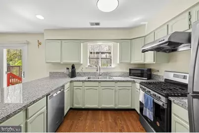 150 Nantwich Ct, Franklin Township, NJ 08873 - Photo 14