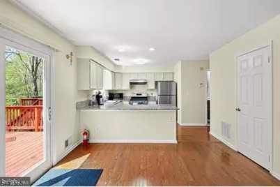 150 Nantwich Ct, Franklin Township, NJ 08873 - Photo 12