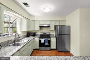 150 Nantwich Ct, Franklin Township, NJ 08873 - Photo 16