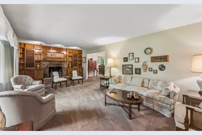 1272 Sleepy Hollow Ln, Scotch Plains Township, NJ 07076 - Photo 30