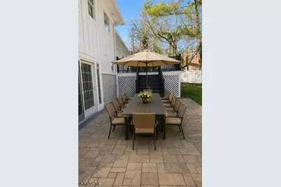 9 Crestview Ct, Montclair, NJ 07042 - Photo 24