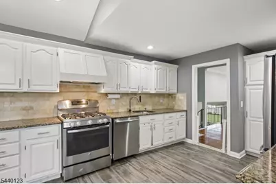 22 Woodhaven Rd, Parsippany, NJ 07054 - Photo 24
