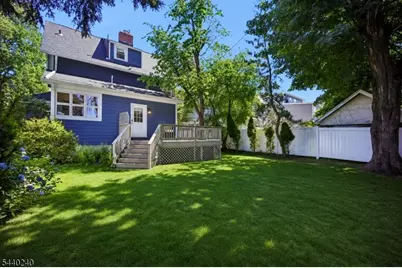 10 Mountain Pl, Montclair, NJ 07043 - Photo 18