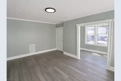556 S Clinton St, East Orange, NJ 07018 - Photo 6