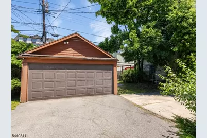 556 S Clinton St, East Orange, NJ 07018 - Photo 20