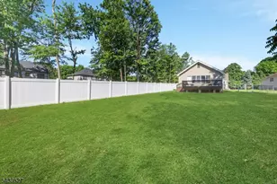 1093 Littleton Rd, Parsippany, NJ 07950 - Photo 20