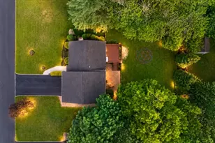 42 Sherwood Dr, New Providence, NJ 07974 - Photo 22