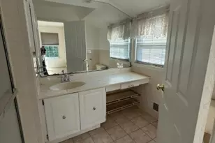 1701 Deerfield Dr, Edison Twp., NJ 08820 - Photo 16