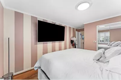 562 Irvington Ave, Elizabeth, NJ 07208 - Photo 32